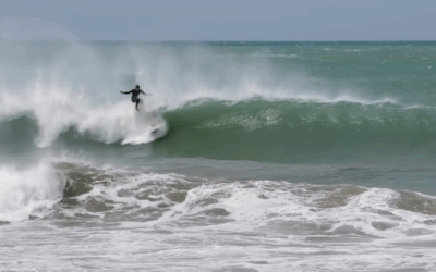 Some Excellent Waves At Anne Avenue, Dredging On The Kromme and the River Mouth Groyne Start – Video