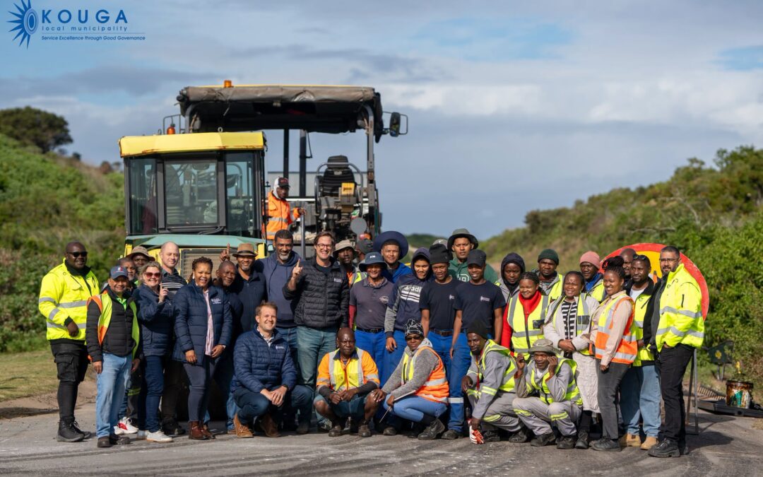 Kouga Launches R26,5m Road Upgrade Project For St Francis